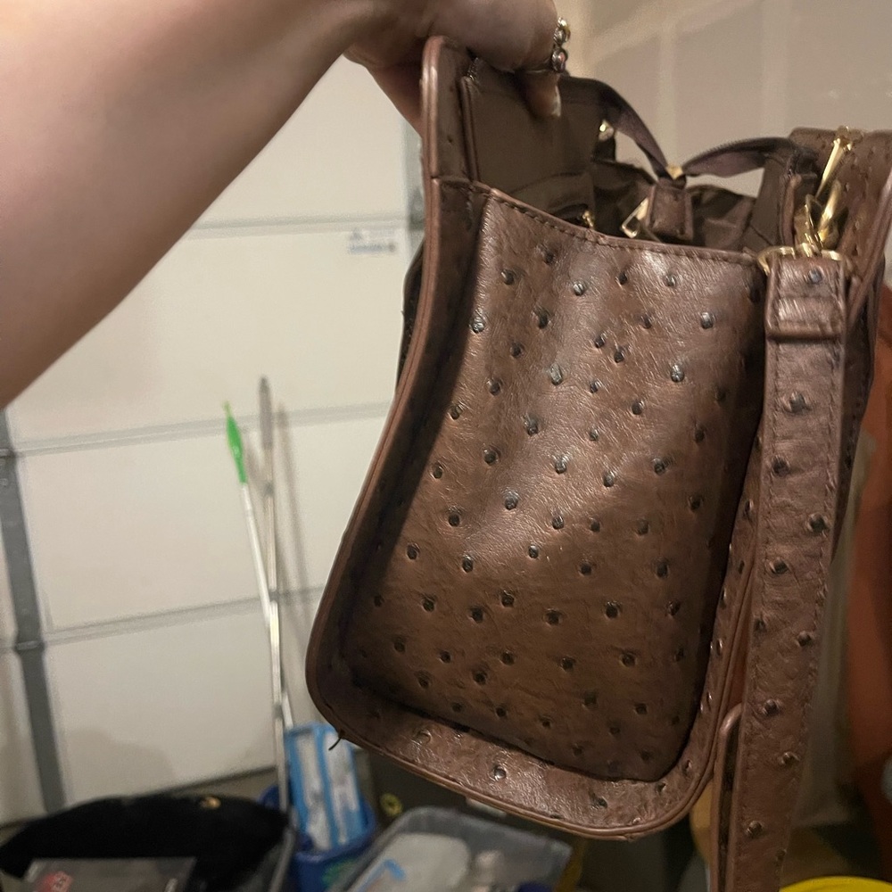 Crossi Stylish Brown Crossbody Bag with Gold Accents - Picture 7 of 7